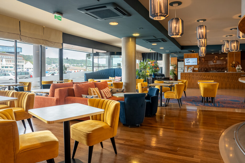 Fécamp restaurant: discover the Grand Pavois 2 restaurant LE GRAND PAVOIS 74